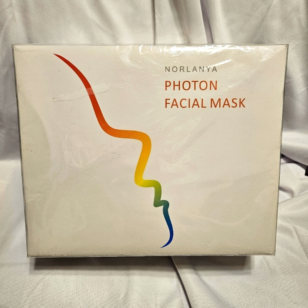 BRAND NEW NORLANYA Photon Facial Mask - LED Light Face Brightening Corre…